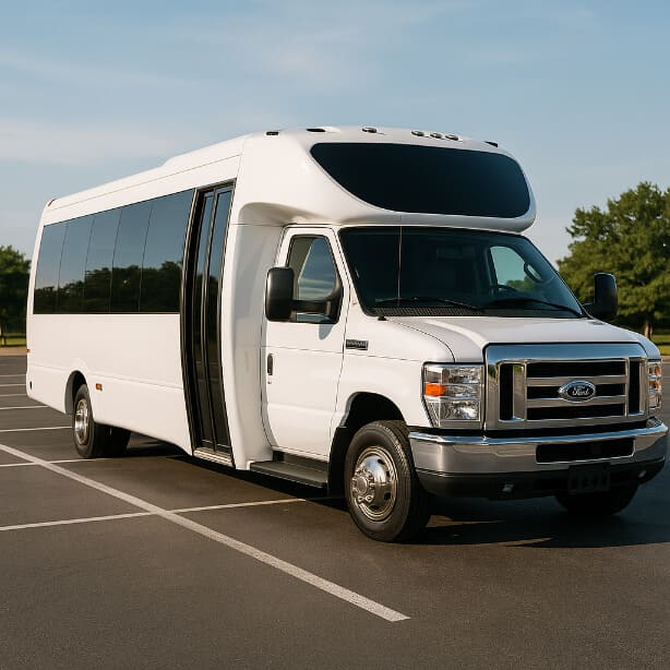 Everett Minibus Company 20 Passenger Minibus