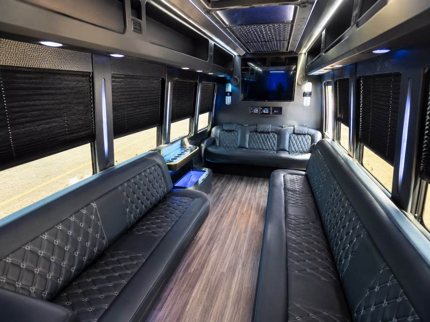 bachelor and bachelorette party bus rentals in everett