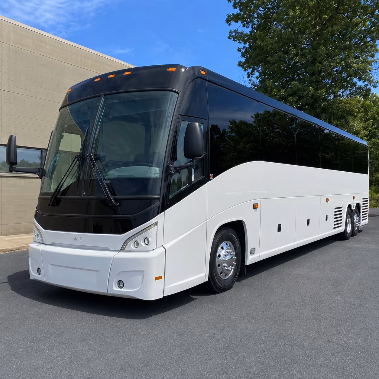 charter bus rentals across everett and washington