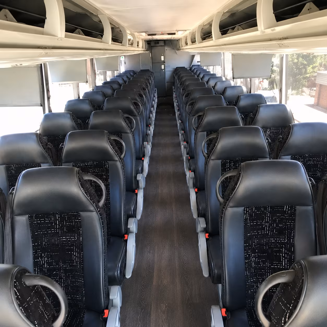 charter buses to angel of the winds arena shows and events