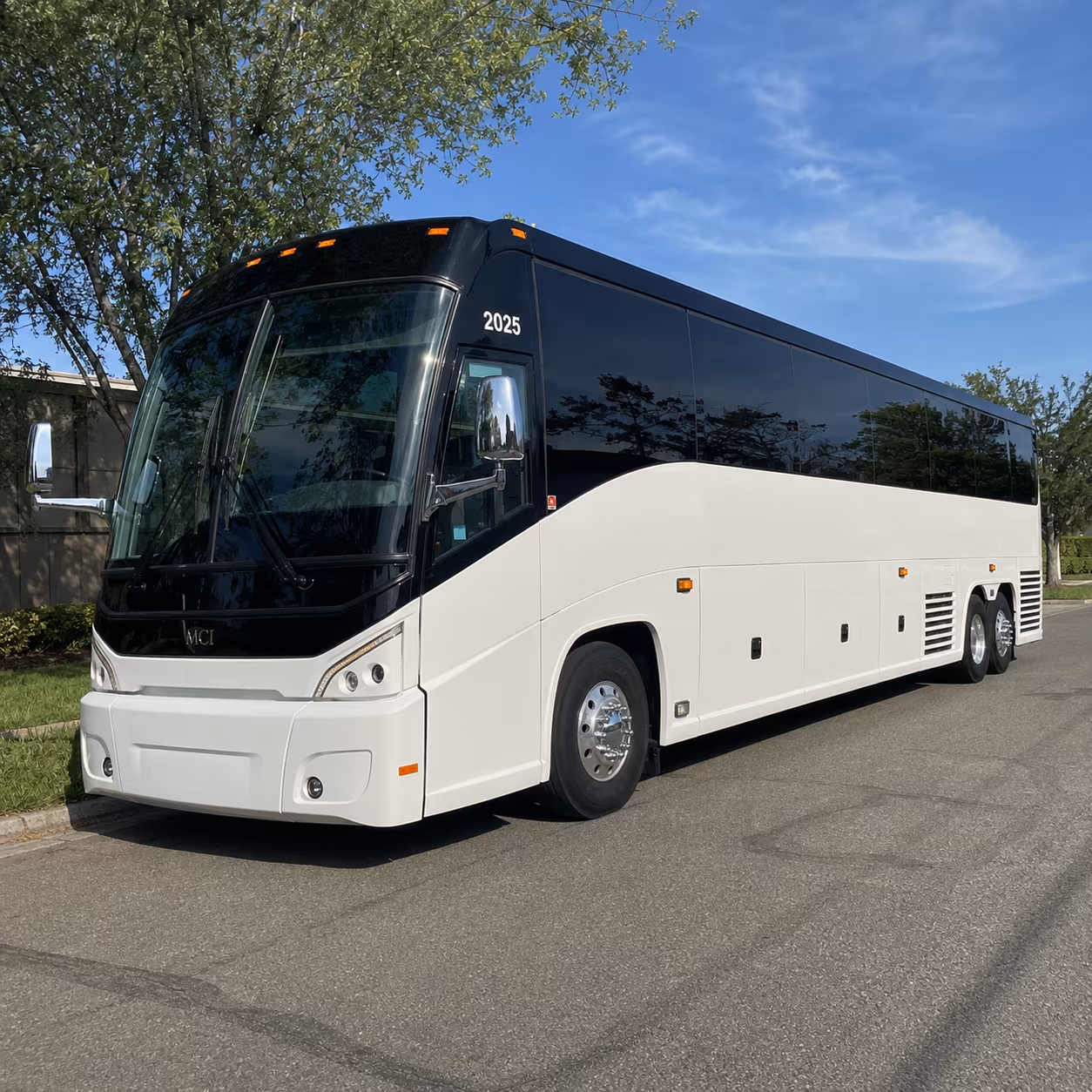everett bus rentals