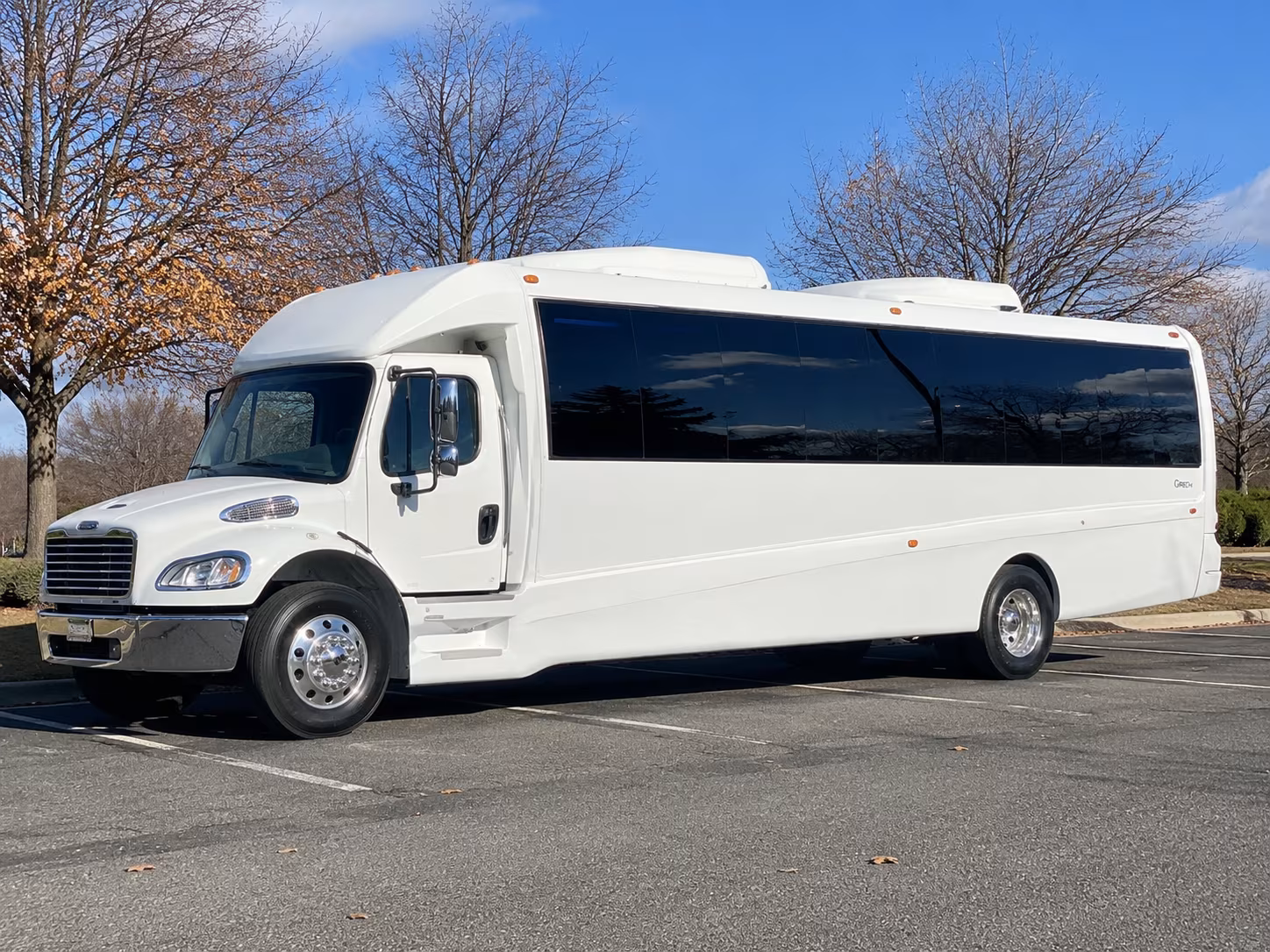 everett party bus