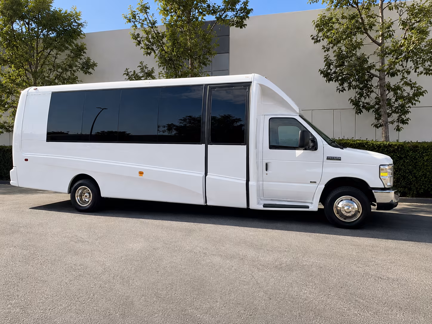 everett prom transportation