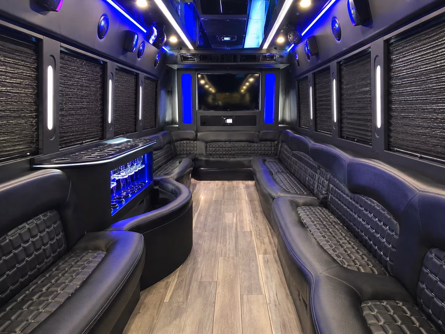 everett quinceanera sweet 16 party bus rental