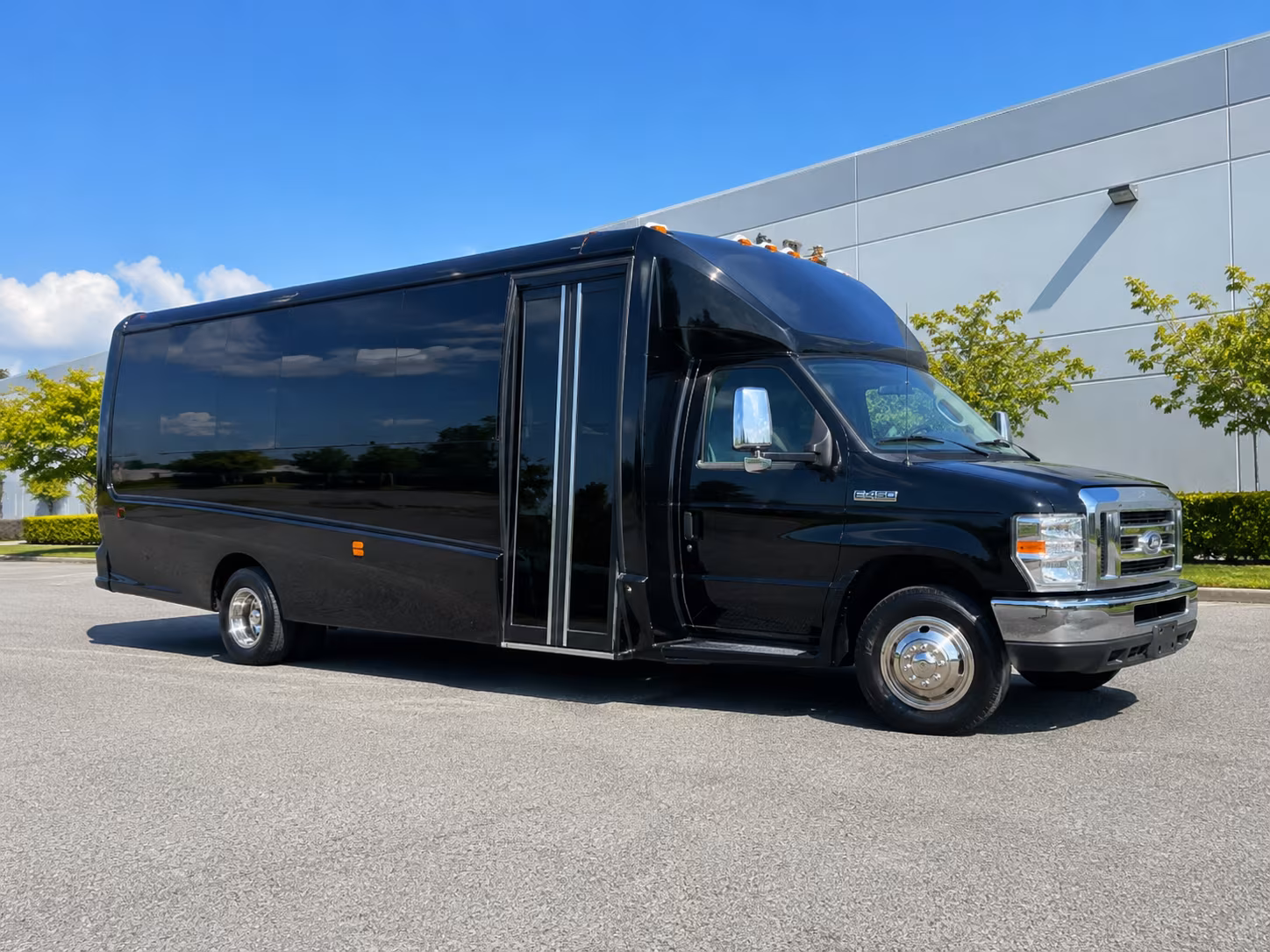 everett sporting event party bus rental