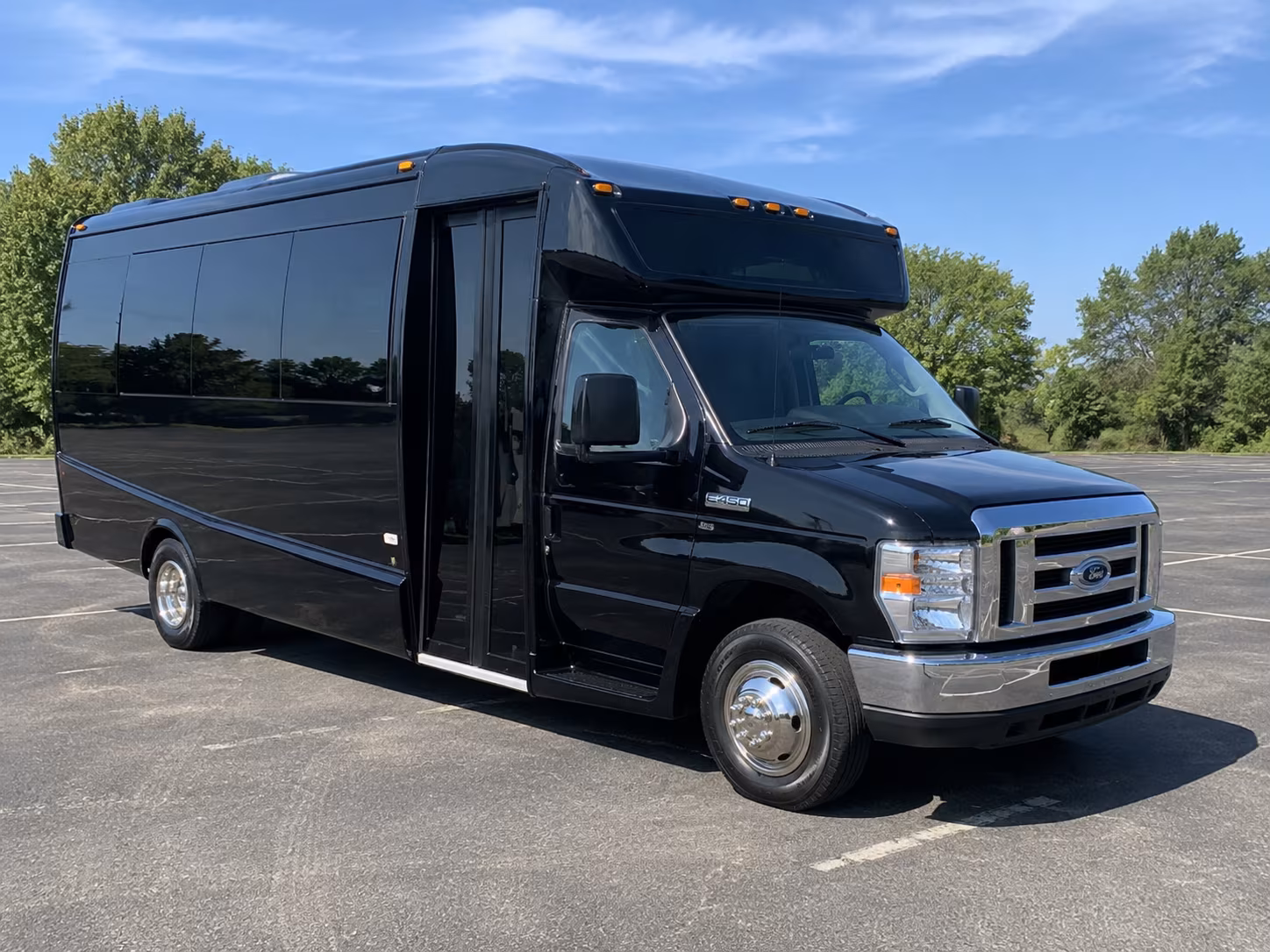 find the perfect transportation for your next airport transfer 2