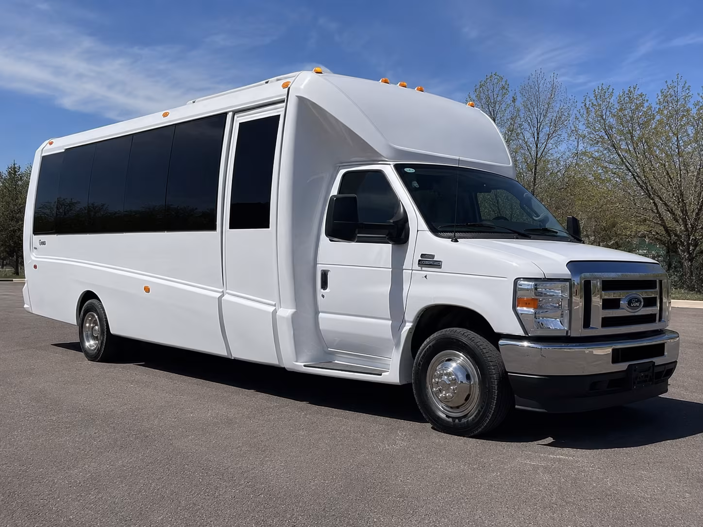 party buses to everett music and arts festival weekends